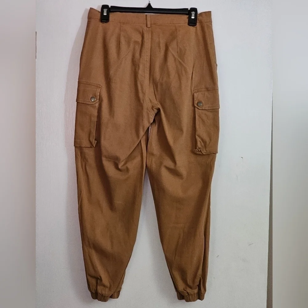 Hot & Delicious Cargo Joggers - Picture 1 of 5